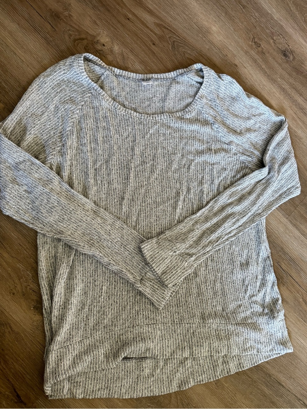 Lightweight Gray Ribbed Long-Sleeve Women's large Top